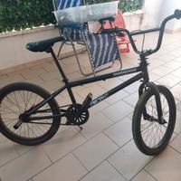 bmx bicicletta