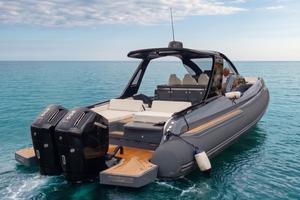 ZAR Imagine 130 con 2 x 600 Hp Mercury