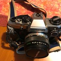 Macchina fotografica Olimpus OM 10