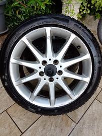 4 gomme con cerchi Mercedes 215/45 R17