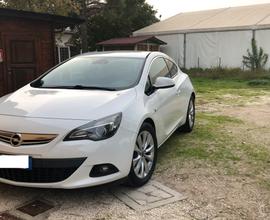 Opel astra j Gtc