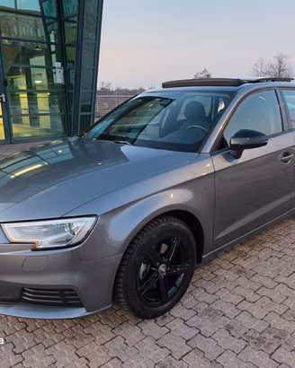 Audi A3 tetto apribile valutiamo usato/