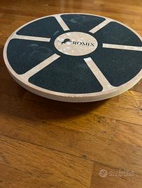 Balance board