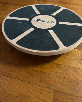 Balance board