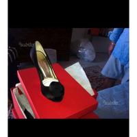 Scarpe Valentino in raso nero mai indossate