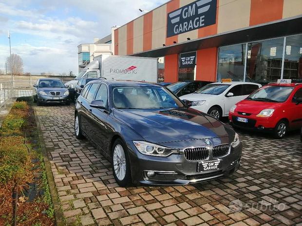 BMW 318 d Touring Luxury automatica