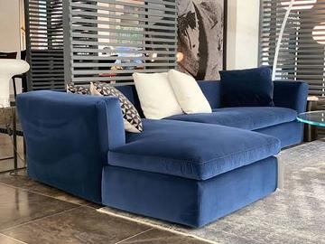 Diavano Cassina Dress Up