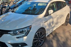 Renault Megane 4 1.5 110CV EDC