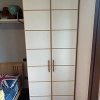 Letto singolo con materasso + comodino + armadio