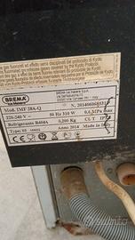 Macchina per ghiaccio