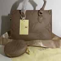 Borsa con tracolla LOUIS VUITTON LV