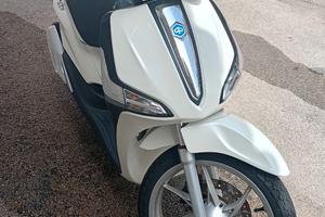 Scooter piaggio liberty