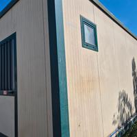 Box coibentato prefabbricato m 7,5 x 2,5