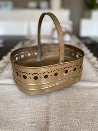 Antico cestino in ottone