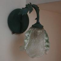 APPLIQUE – LAMPADA DA MURO