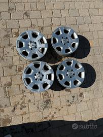 Cerchi in lega mercedes 16
