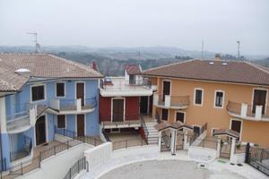 Appartamenti e villetta a schiera