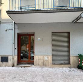 Locale commerciale in via Romagna 19