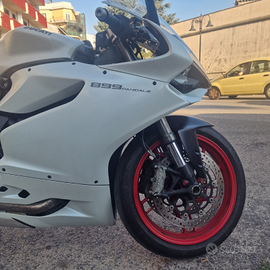 Ducati panigale 899 white