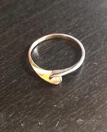 Solitario Nuovo e Diamante Naturale