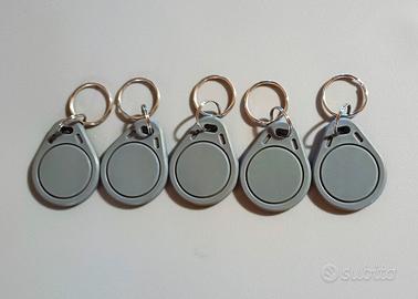 SET 5 PORTACHIAVI RFID TAG ACCESSI