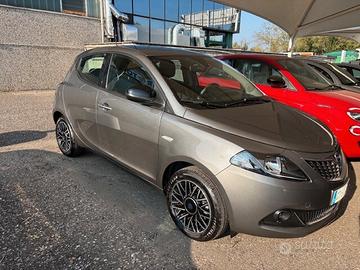 Lancia Ypsilon 1000 firefly 5 porte S&S HYBRID PLA