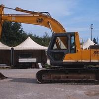 ESCAVATORE USATO JCB JS150 LC