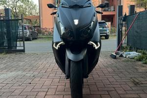 TMAX 530/560