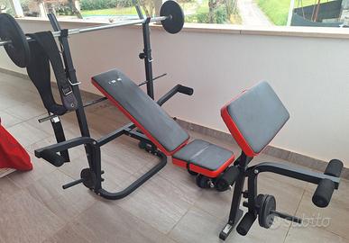 Panca e attrezzatura palestra
