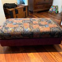 poggiapiedi per divano