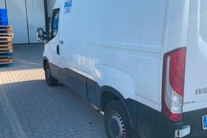 Iveco daily 35 (anno 2016) isotermico con frigo