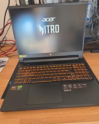 Acer Nitro V 16 ANV16-41-R0E8 Notebook Gaming 4060
