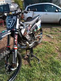 Husqvarna tc 250 2023 heritage editio