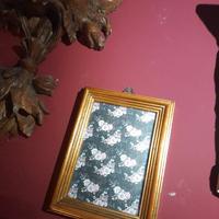 Cornice vintage stile Dark Academia foglia oro 