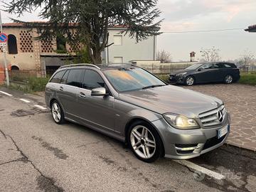 Mercedes-benz C 220 CDI BlueEFFICIENCY Avantgarde