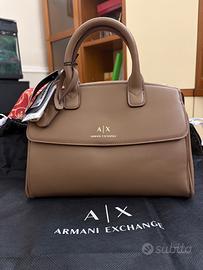 Borsa Armani