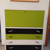 Cassettiera con ribalta