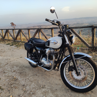 Kawasaki w 650 con certificato ASI