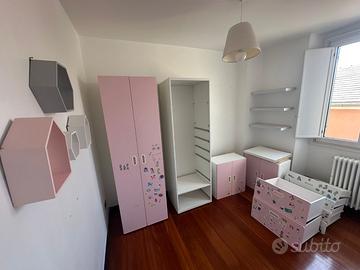 Cameretta rosa bimba