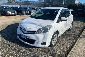 TOYOTA Yaris 1.0 5 porte Active