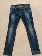 jeans taglia 46 cinque paia