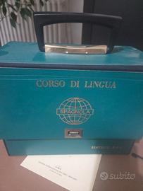 Corso di lingua spagnola vintage in valige