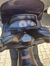 Yamaha T Max - 2001