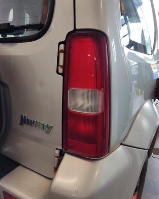 Fanale posteriore destro SUZUKI JIMNY del 2002