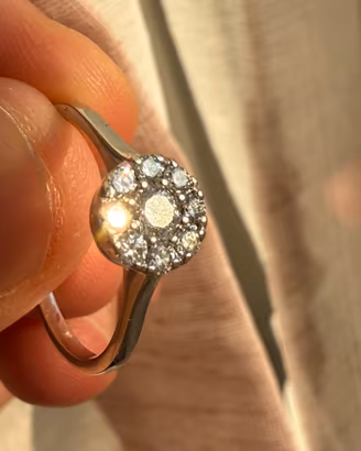 Anello Oro 18Kt e Diamanti Veri