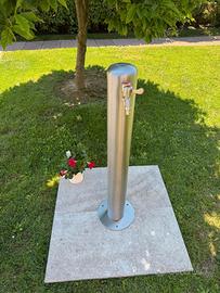 Colonna per acqua da giardino
