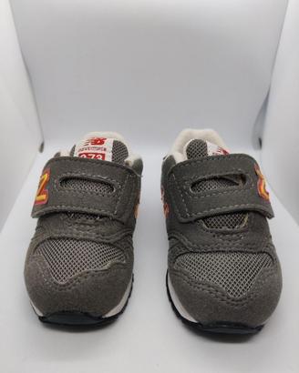 Scarpe new balance 373 neonato con strap grigio