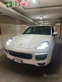 Porsche cayenne platinum edition diesel