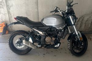 Voge trofeo scrambler 300