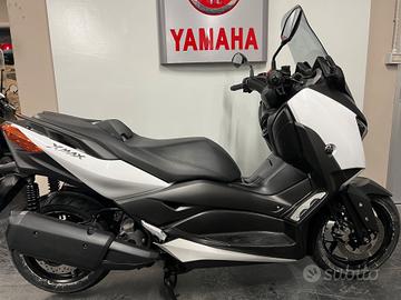 Yamaha X-Max 300